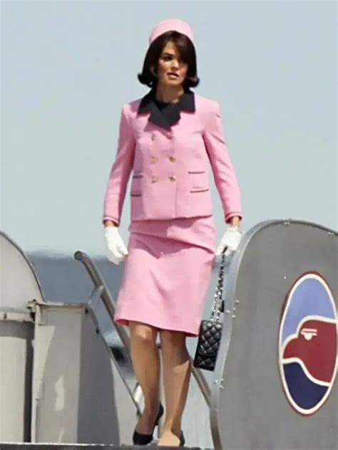 jackie kennedy pink suit